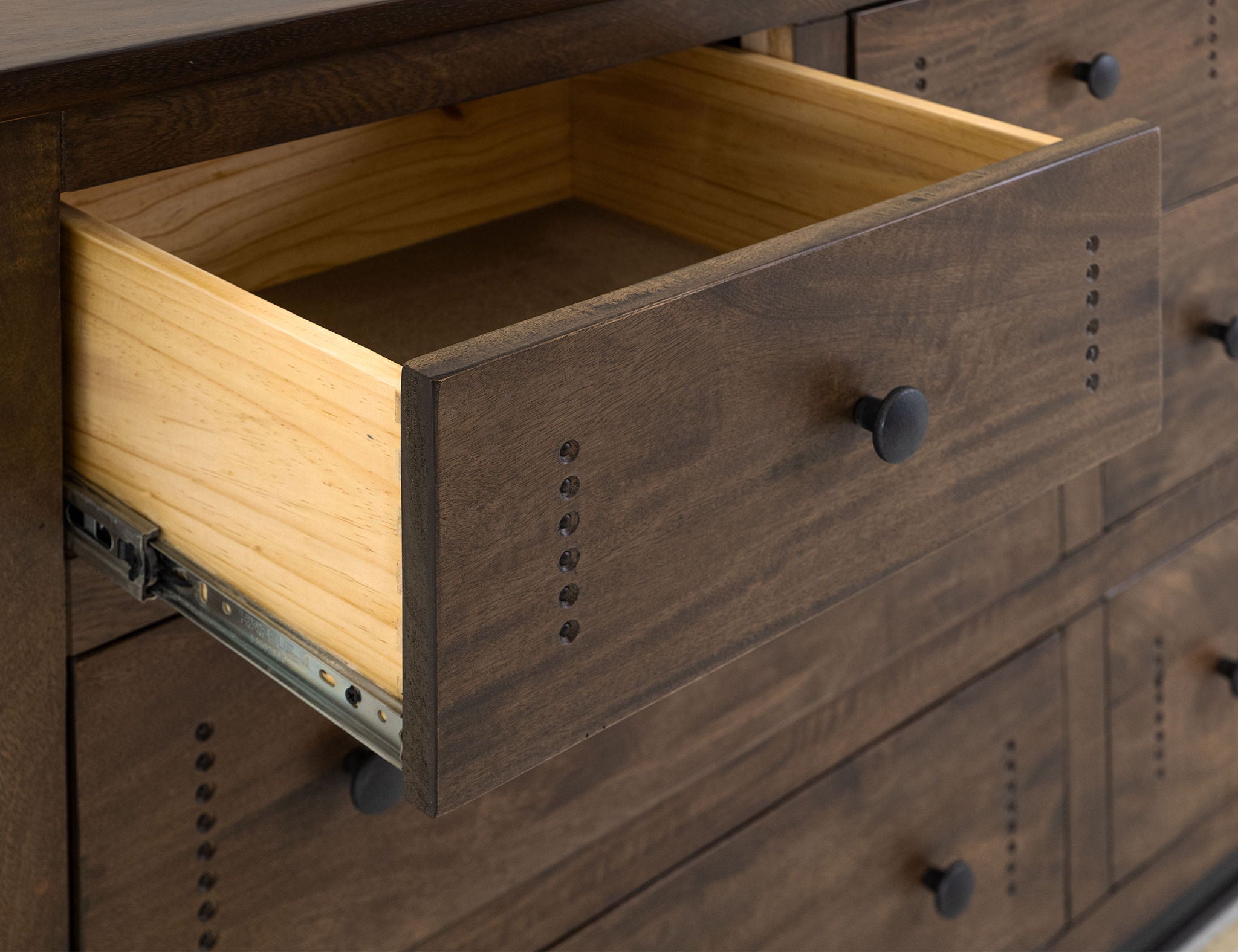 Parota III - Dresser - Barrel Brown