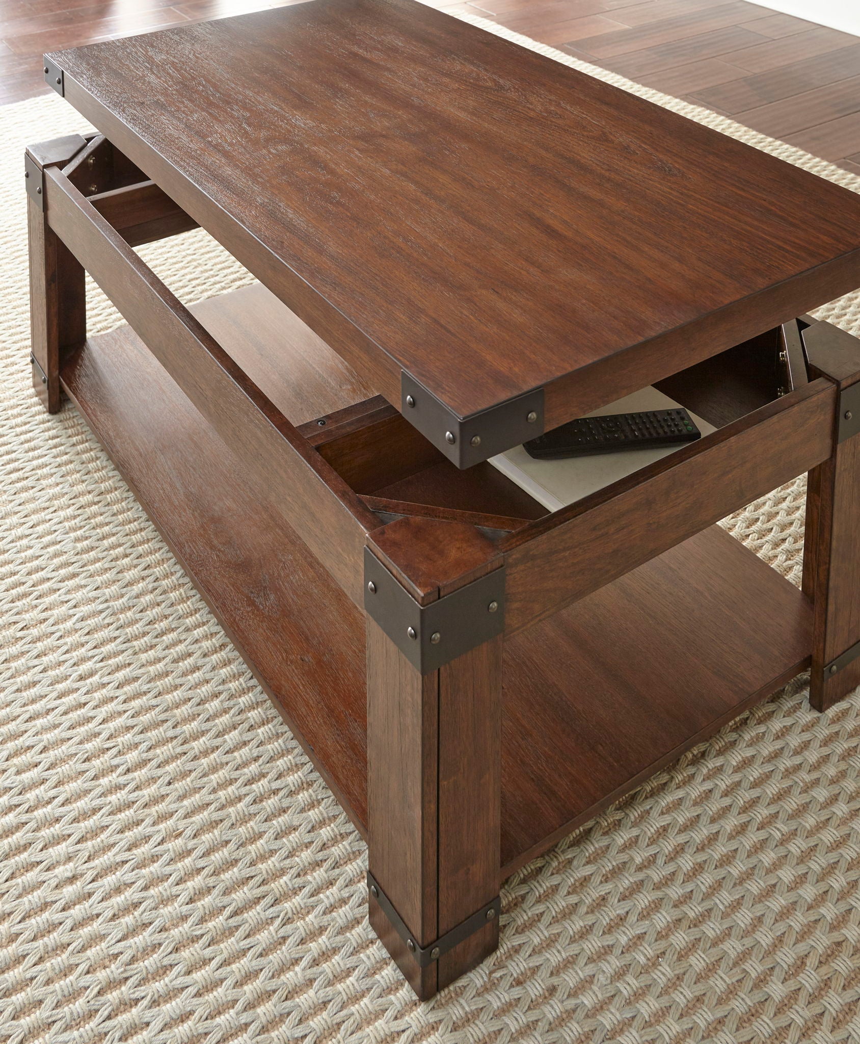 Arusha - Table