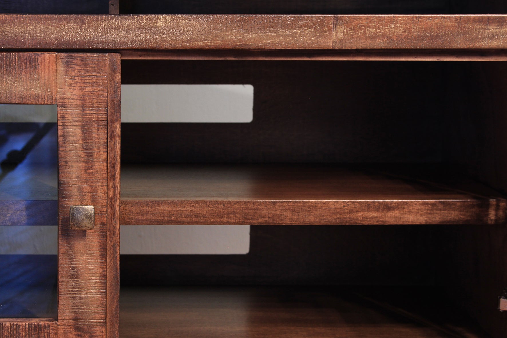 560 URBAN GOLD Model: IFD560STAND SOLID WOOD